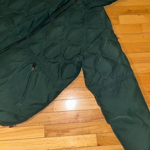 Vintage Women’s Woolrich Goose Down Filled Quilted Jacket - Picture 8 of 13